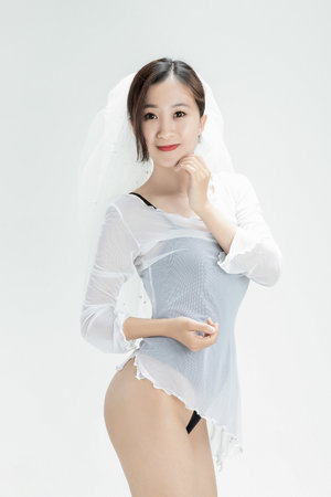 帮mm解脱睡衣