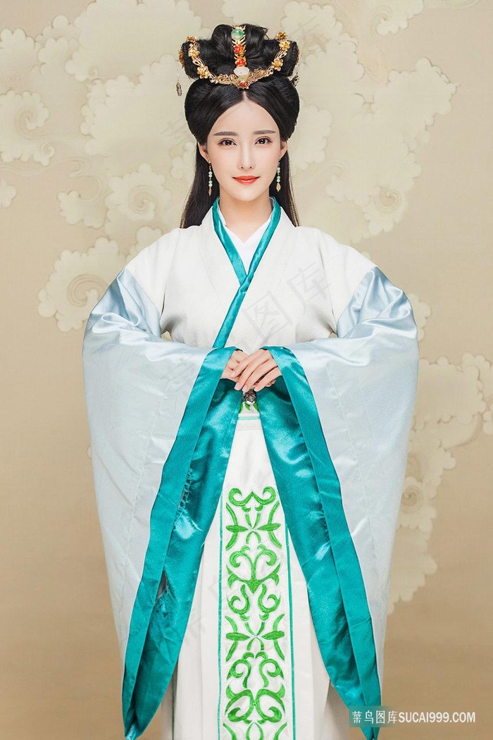 网吧门女主角