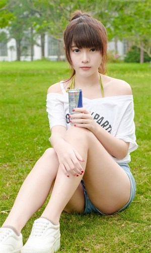 厨房里两只奶头被吸肿了怎么办