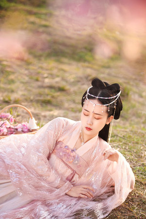 鬼城谍变